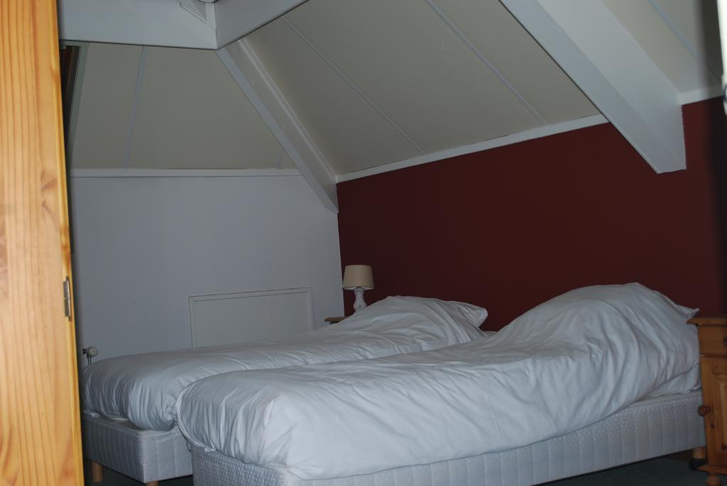 Hotel Het Gemeentehuis Uithuizen Phòng bức ảnh