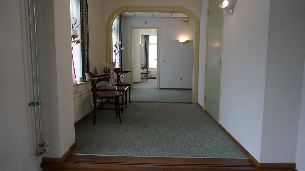 Hotel Het Gemeentehuis Uithuizen Ngoại thất bức ảnh