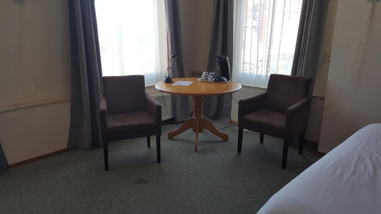 Hotel Het Gemeentehuis Uithuizen Ngoại thất bức ảnh